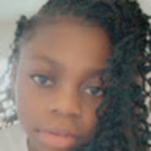 Meet your Posher, Aisha